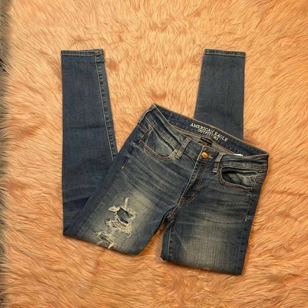 American‎ Eagle Blue Super Stretch Patched Rips Jegging Size 4